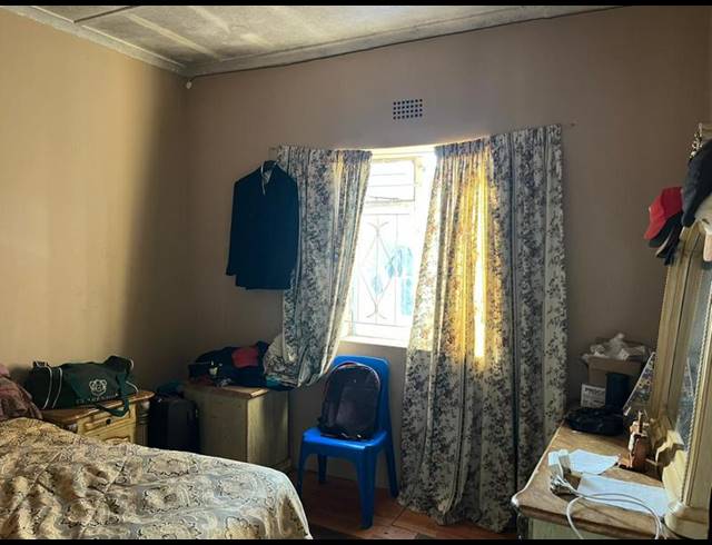 2 BEDROOM HOUSE FOR SALE IN GUGULETU